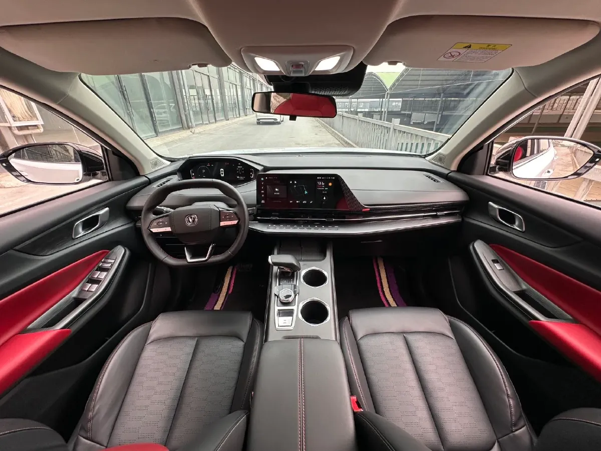 2022 ChangAn Oshan X7 Plus 1.5T 188HP L4 7DCT,autocango,china used car exporter,china ev exporter,chinese used car exporter,chinese used ev exporter