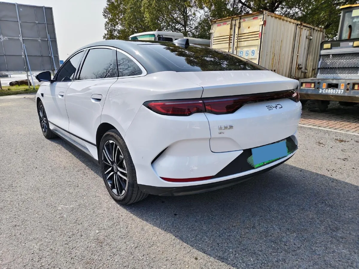 2025 BYD QinL BEV,autocango,china used car exporter,china ev exporter,chinese used car exporter,chinese used ev exporter
