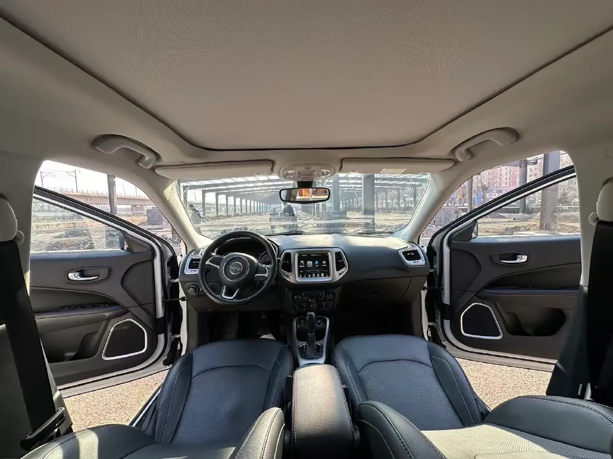 2017 Jeep Compass 1.4T 165HP L4 7DCT,autocango,china used car exporter,china ev exporter,chinese used car exporter,chinese used ev exporter