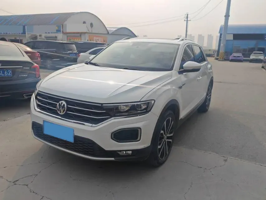 2021 Volkswagen T-Roc 1.4T 150HP L4 7DCT,autocango,china used car exporter,china ev exporter,chinese used car exporter,chinese used ev exporter