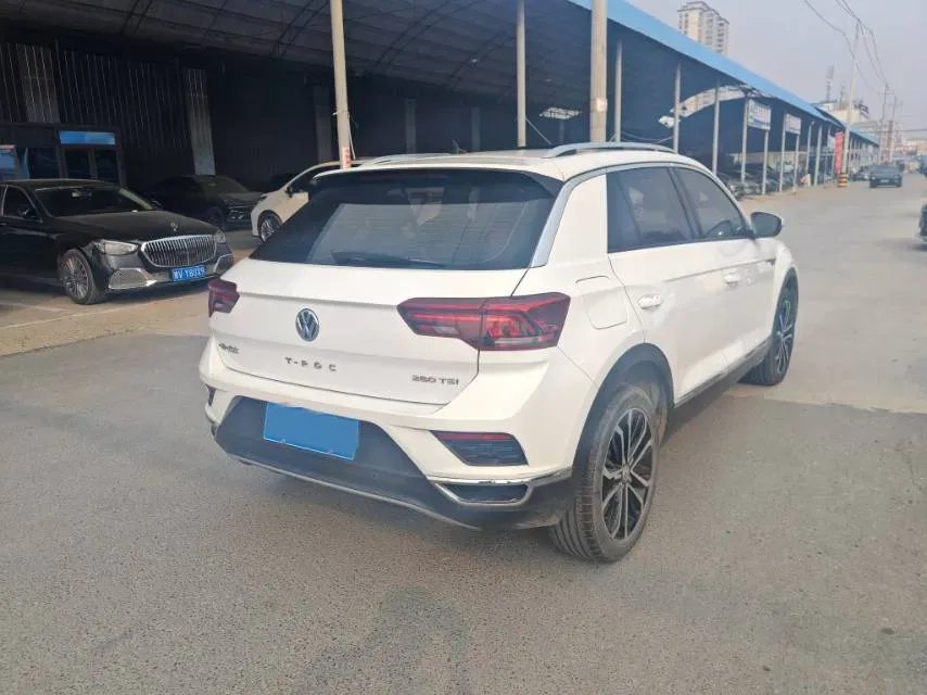 2021 Volkswagen T-Roc 1.4T 150HP L4 7DCT,autocango,china used car exporter,china ev exporter,chinese used car exporter,chinese used ev exporter