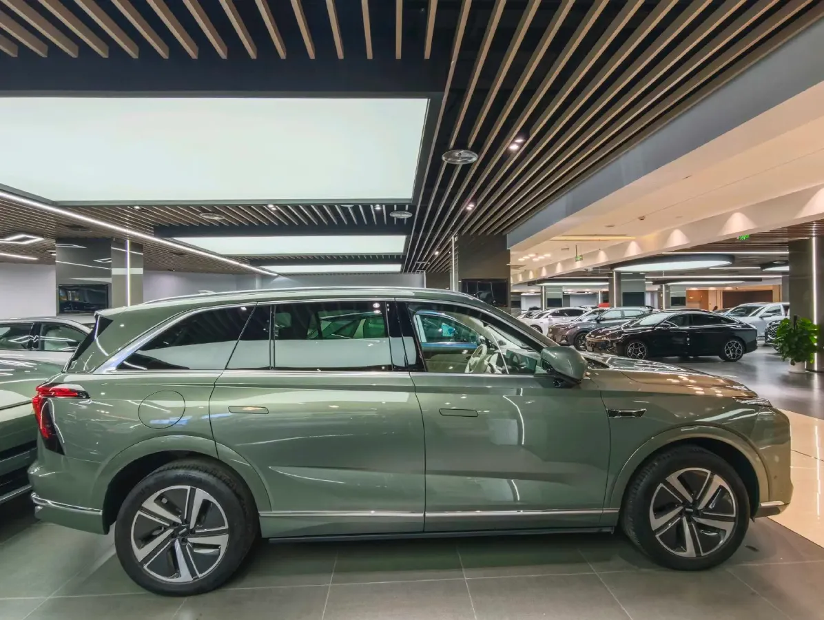 2025 WEY BlueMountain 1.5T 170HP L4 4DHT PHEV 52.3KWH,autocango,china used car exporter,china ev exporter,chinese used car exporter,chinese used ev exporter