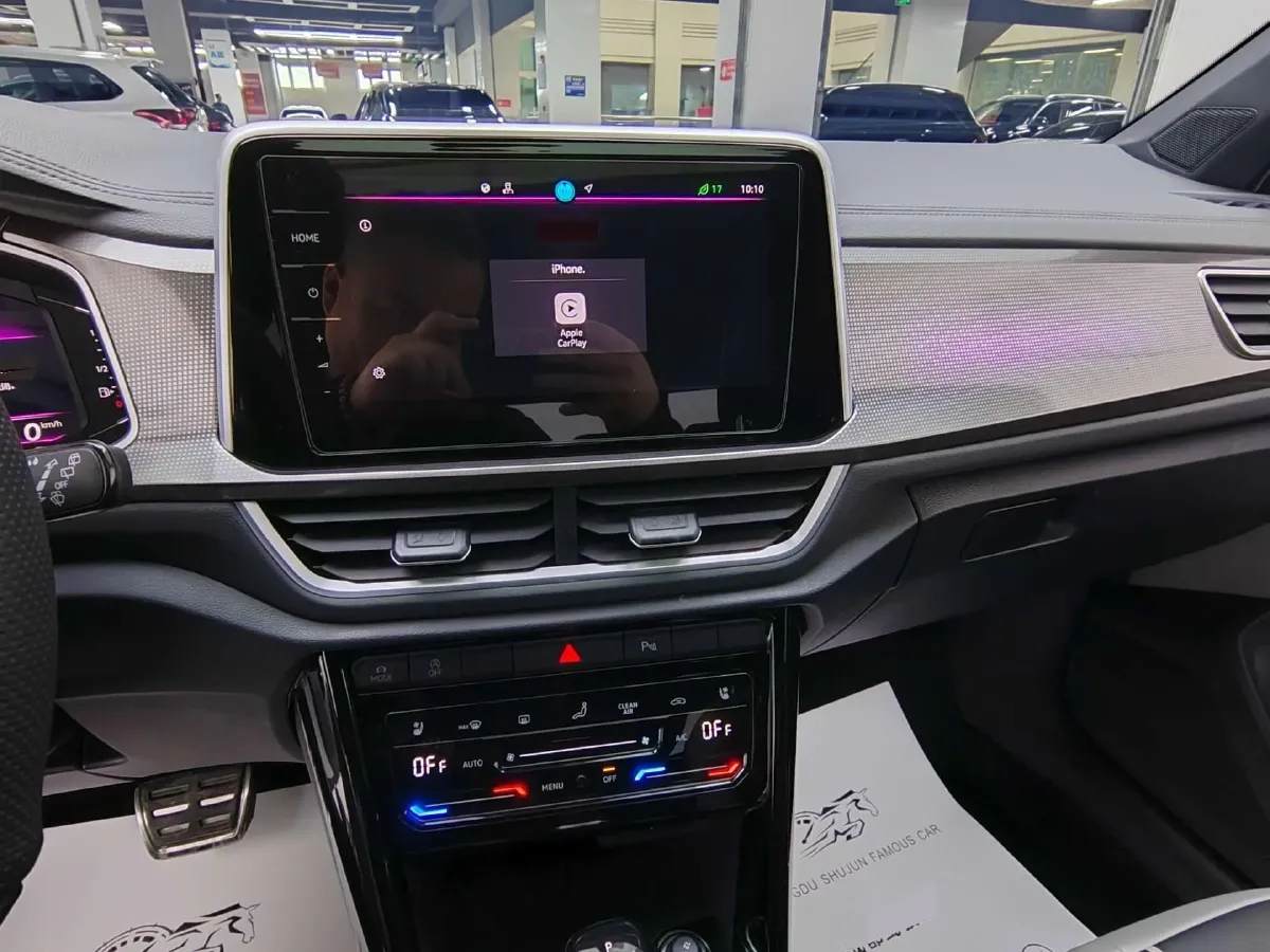 2023 Volkswagen T-Roc 1.5T 160HP L4 7DCT,autocango,china used car exporter,china ev exporter,chinese used car exporter,chinese used ev exporter