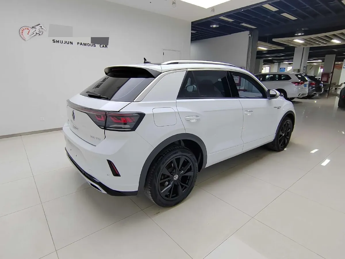 2023 Volkswagen T-Roc 1.5T 160HP L4 7DCT,autocango,china used car exporter,china ev exporter,chinese used car exporter,chinese used ev exporter