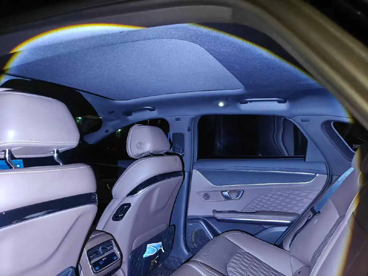 2022 Volkswagen Tiguan L 2.0T 186HP L4 7DCT,autocango,china used car exporter,china ev exporter,chinese used car exporter,chinese used ev exporter