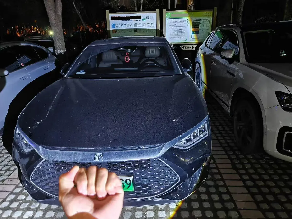 2022 Volkswagen Tiguan L 2.0T 186HP L4 7DCT,autocango,china used car exporter,china ev exporter,chinese used car exporter,chinese used ev exporter