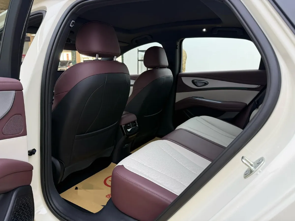 2026 BYD Seal07 DM-i 1.5T 156HP L4 E-CVT PHEV,autocango,china used car exporter,china ev exporter,chinese used car exporter,chinese used ev exporter