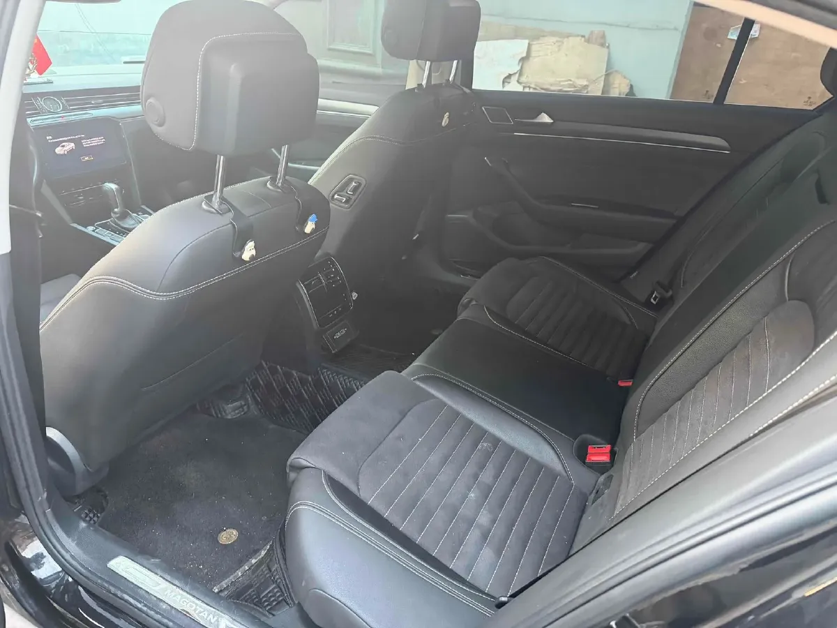 2020 Volkswagen Magotan 2.0T 186HP L4 7DCT,autocango,china used car exporter,china ev exporter,chinese used car exporter,chinese used ev exporter