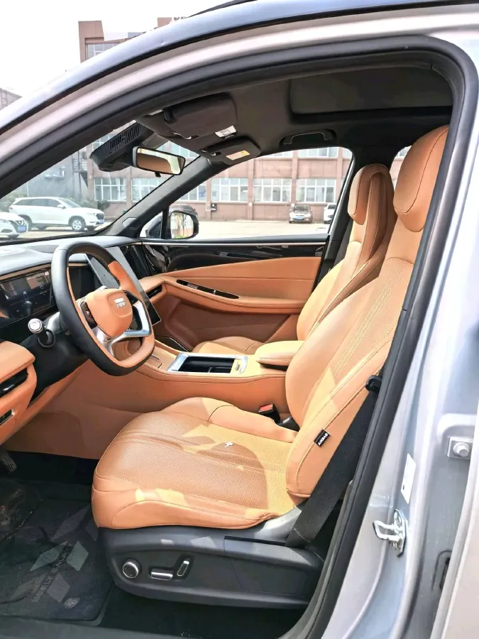 2025 Geely Galaxy L7 1.5L 112HP L4 1DHT PHEV 18.4KWH,autocango,china used car exporter,china ev exporter,chinese used car exporter,chinese used ev exporter