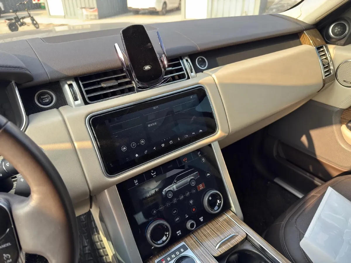 2019 Land Rover Range Rover 3.0T 381HP V6 8AT,autocango,china used car exporter,china ev exporter,chinese used car exporter,chinese used ev exporter