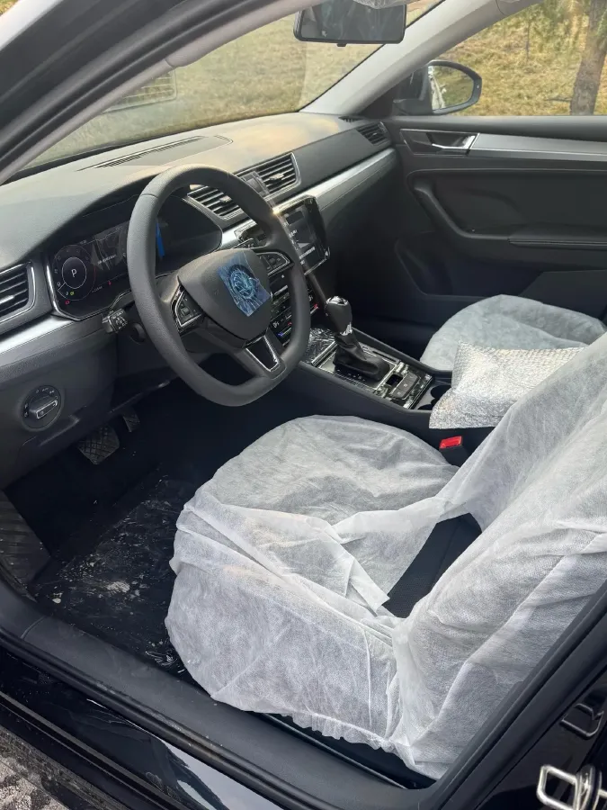 2025 Skoda Superb 1.4T 150HP L4 7DCT,autocango,china used car exporter,china ev exporter,chinese used car exporter,chinese used ev exporter