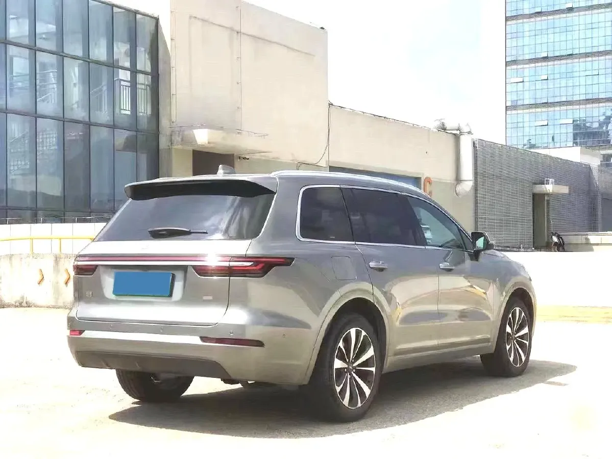 2021 Li ONE Range Extended 131HP REEV 40.5KWH,autocango,china used car exporter,china ev exporter,chinese used car exporter,chinese used ev exporter