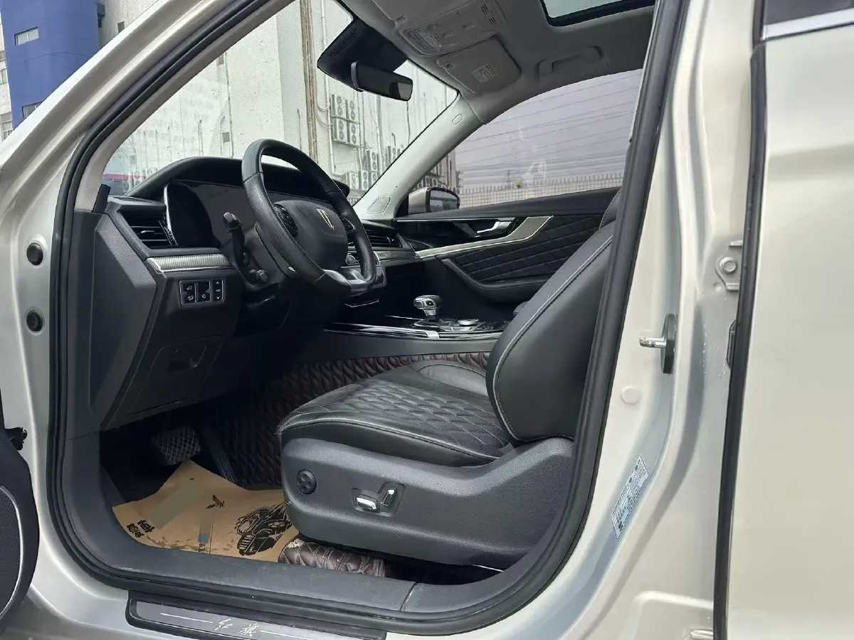 2019 HongQi HS5 2.0T 224HP L4 6AT,autocango,china used car exporter,china ev exporter,chinese used car exporter,chinese used ev exporter