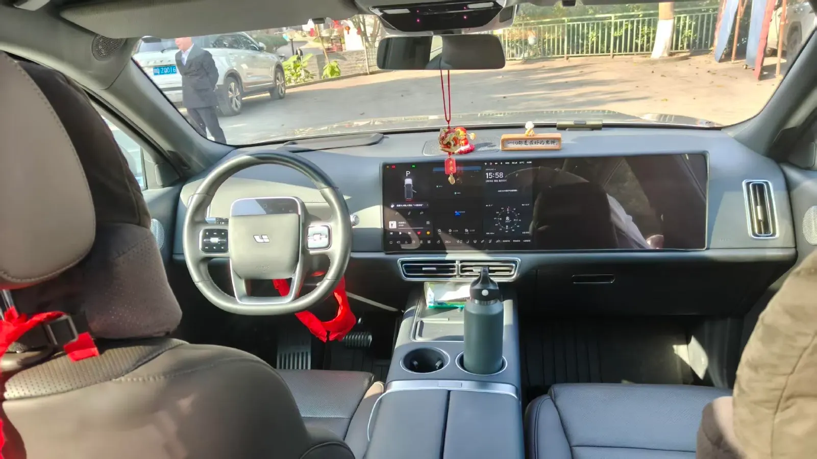 2022 Li L9 Range Extended 154HP REEV 42.6KWH,autocango,china used car exporter,china ev exporter,chinese used car exporter,chinese used ev exporter