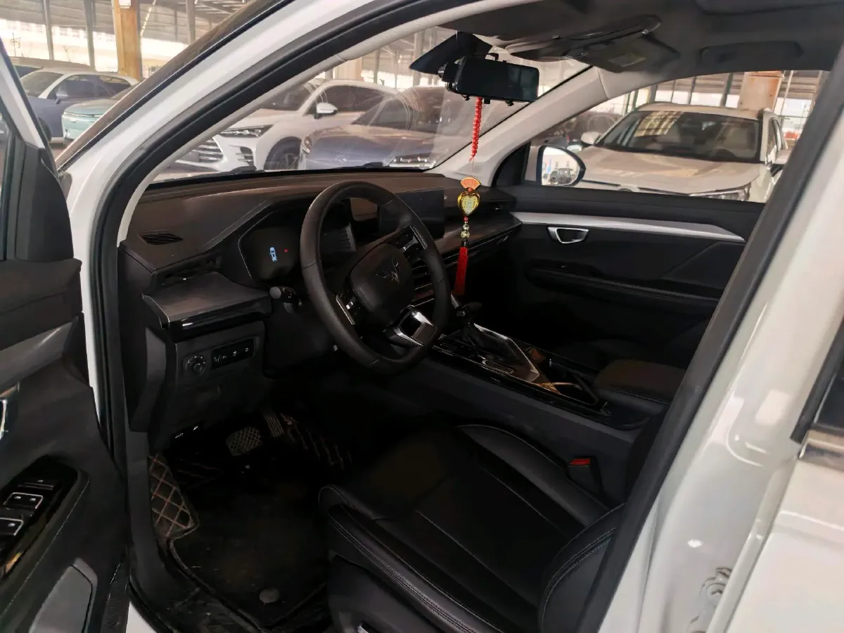 2021 WuLing XingChen 1.5T 147HP L4 CVT,autocango,china used car exporter,china ev exporter,chinese used car exporter,chinese used ev exporter