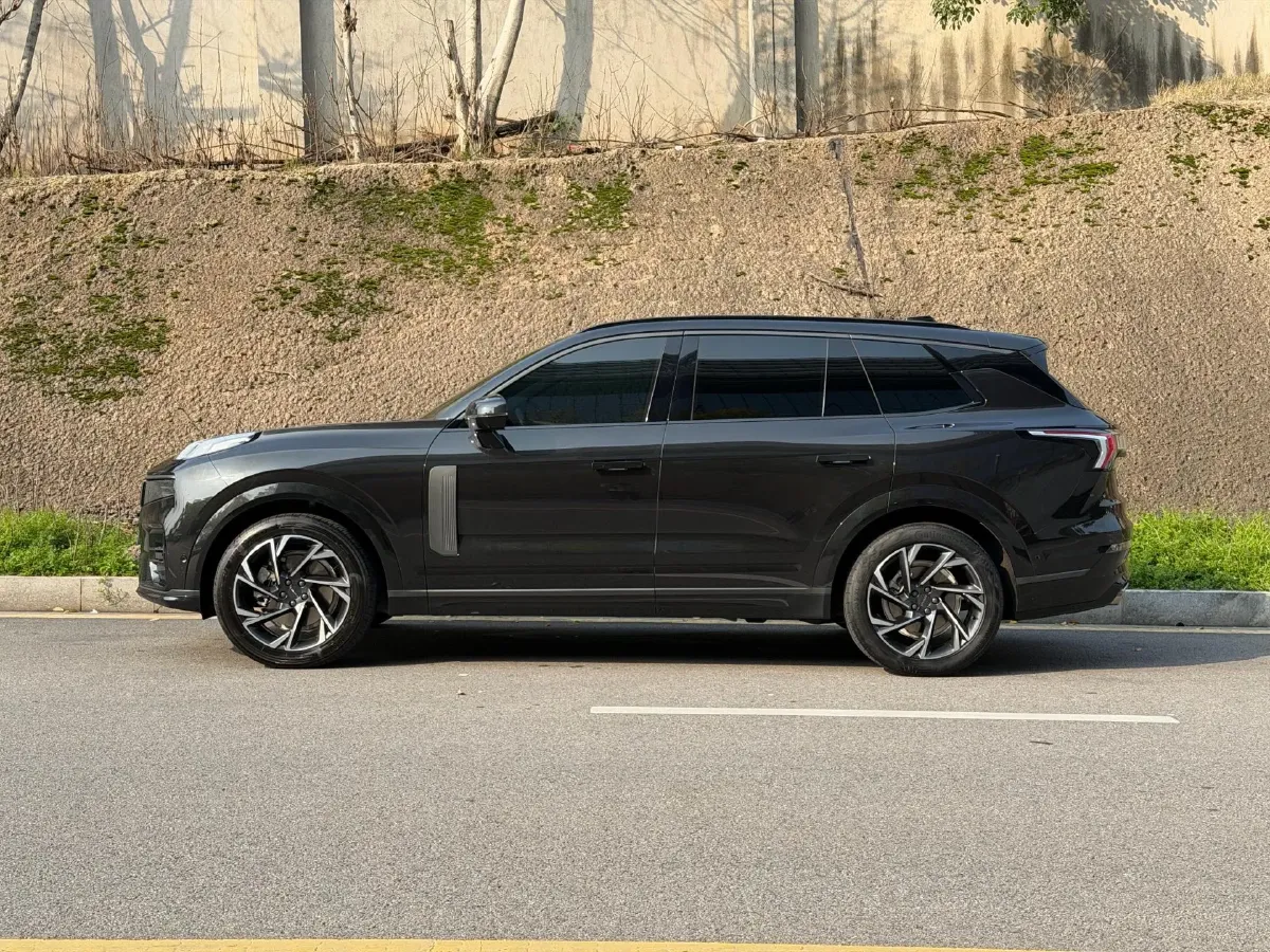 2021 Buick GL8 2.0T 237HP L4 9AT,autocango,china used car exporter,china ev exporter,chinese used car exporter,chinese used ev exporter