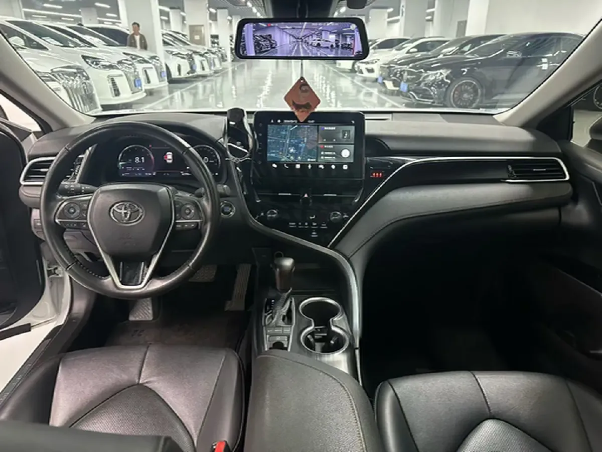 2021 Toyota Camry 2.5L 209HP L4 8AT,autocango,china used car exporter,china ev exporter,chinese used car exporter,chinese used ev exporter