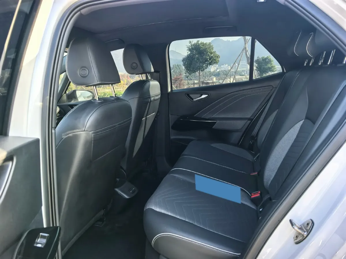 2024 Volkswagen ID.3 BEV 52.8KWH,autocango,china used car exporter,china ev exporter,chinese used car exporter,chinese used ev exporter