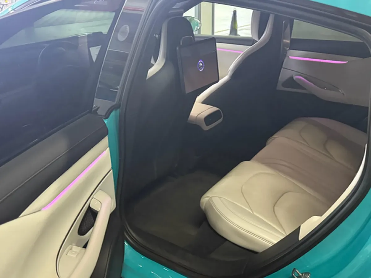 2024 MI SU7 BEV 101KWH,autocango,china used car exporter,china ev exporter,chinese used car exporter,chinese used ev exporter