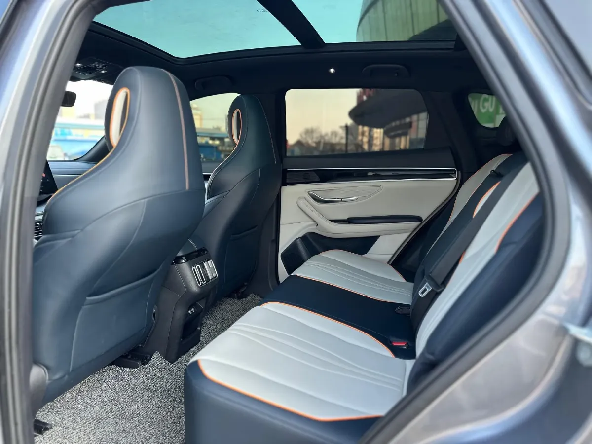 2021 Geely JiaJi 1.5T 177HP L3 7DCT PHEV 11.3KWH,autocango,china used car exporter,china ev exporter,chinese used car exporter,chinese used ev exporter