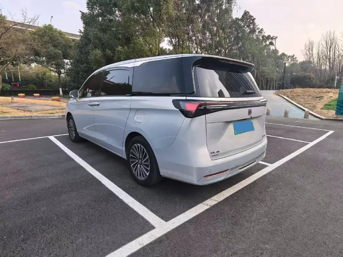 2025 Buick GL8 1.5T 180HP L4 2DHT PHEV,autocango,china used car exporter,china ev exporter,chinese used car exporter,chinese used ev exporter