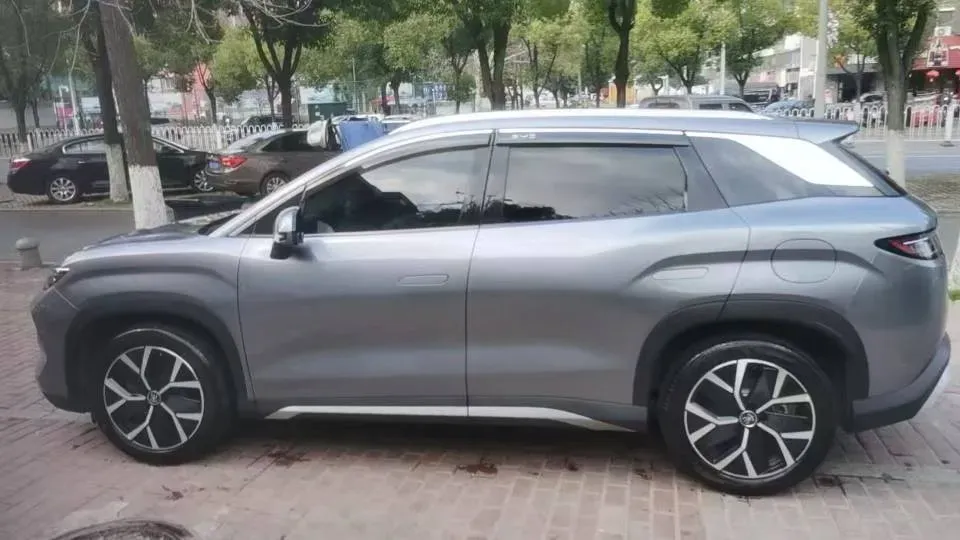 2024 BYD SongL DM-i 1.5L 101HP L4 E-CVT PHEV 26.6KWH,autocango,china used car exporter,china ev exporter,chinese used car exporter,chinese used ev exporter