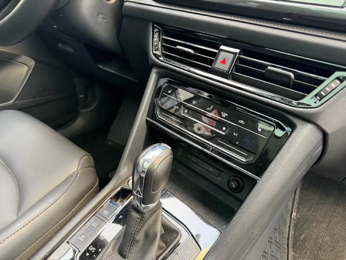 2022 Volkswagen Tharu 1.4T 150HP L4 7DCT,autocango,china used car exporter,china ev exporter,chinese used car exporter,chinese used ev exporter