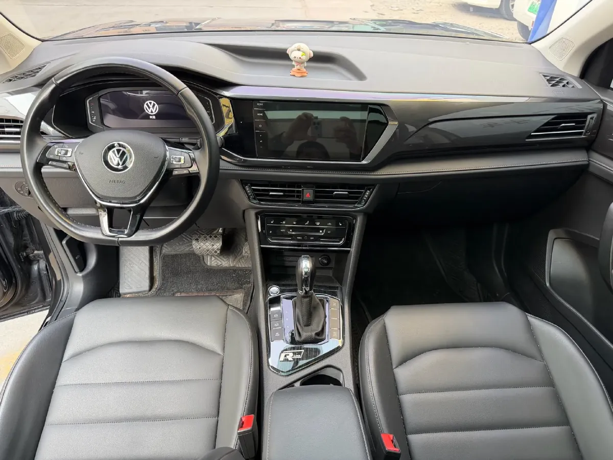 2022 Volkswagen Tharu 1.4T 150HP L4 7DCT,autocango,china used car exporter,china ev exporter,chinese used car exporter,chinese used ev exporter