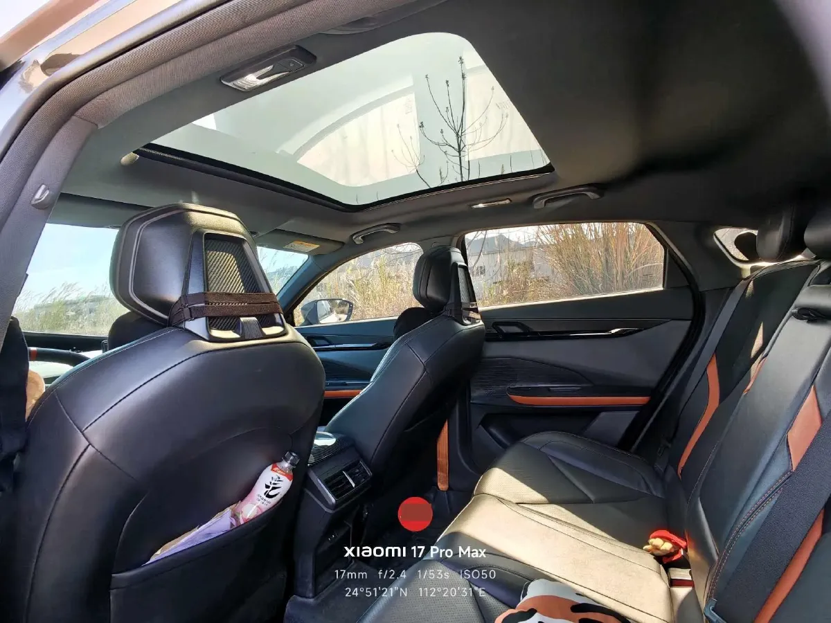 2022 ChangAn UNI-V 1.5T 188HP L4 7DCT,autocango,china used car exporter,china ev exporter,chinese used car exporter,chinese used ev exporter