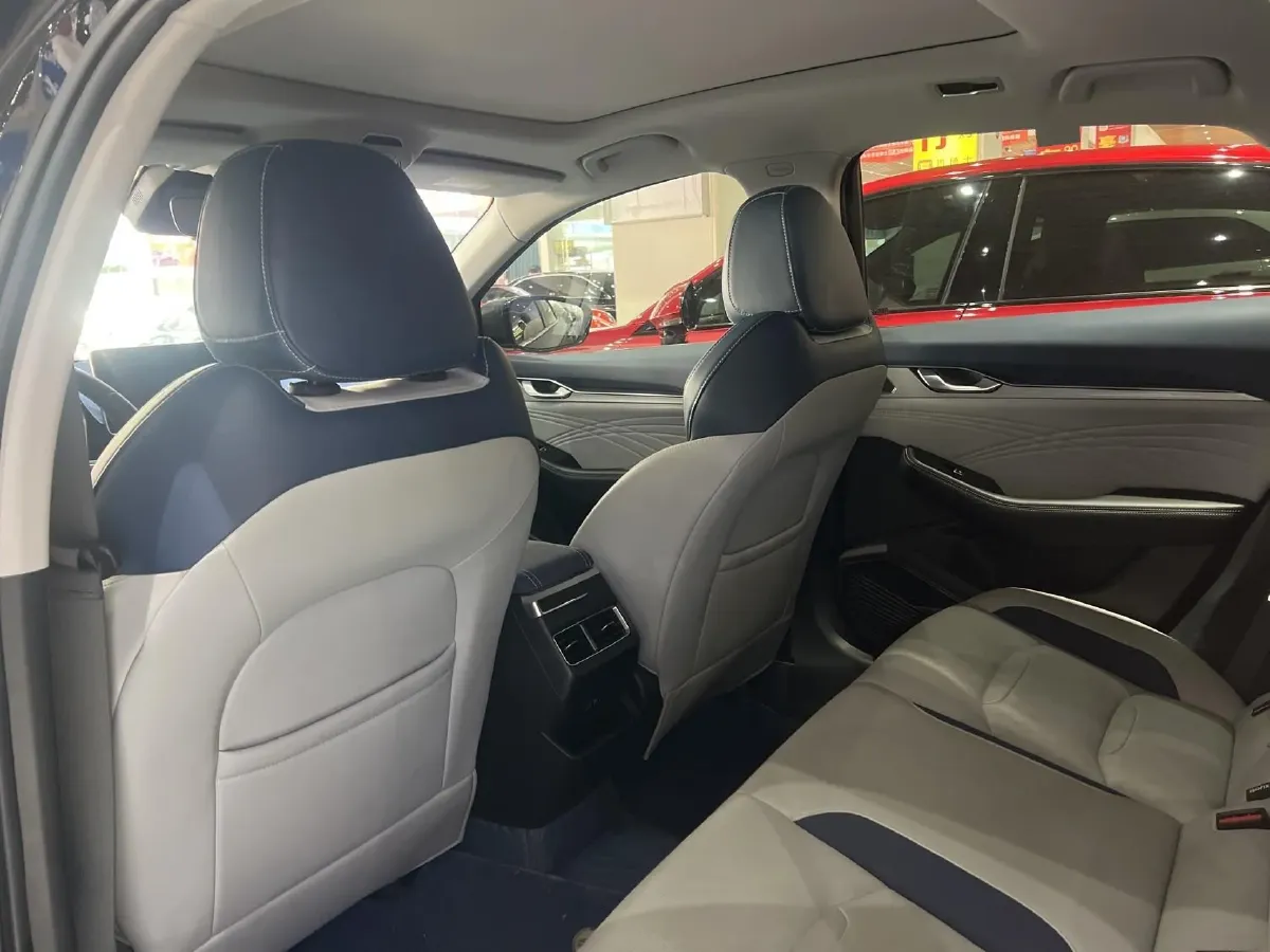 2023 Geely Preface 2.0T 190HP L4 7DCT,autocango,china used car exporter,china ev exporter,chinese used car exporter,chinese used ev exporter