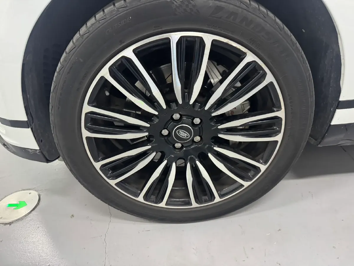 2019 Land Rover Range Rover Velar 2.0T 250HP L4 8AT,autocango,china used car exporter,china ev exporter,chinese used car exporter,chinese used ev exporter