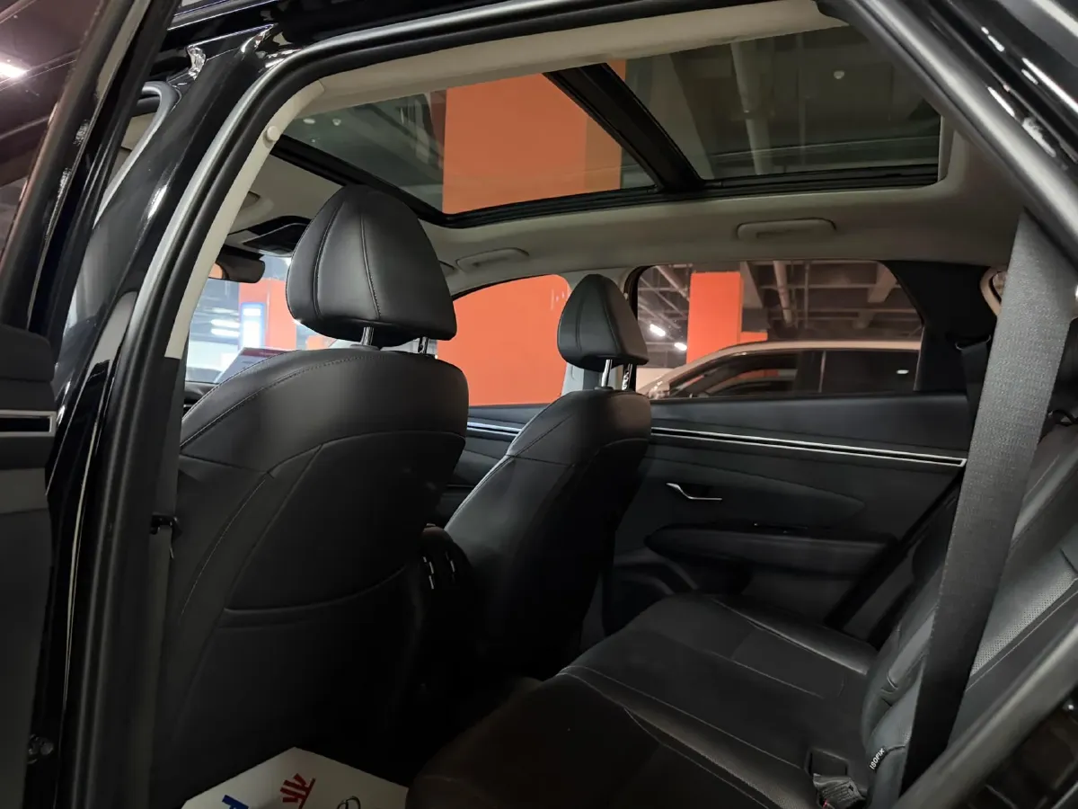 2021 Hyundai Tucson 1.5T 200HP L4 7DCT,autocango,china used car exporter,china ev exporter,chinese used car exporter,chinese used ev exporter