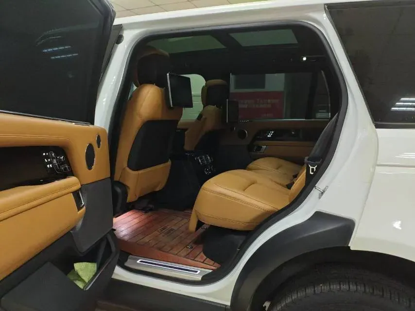 2020 Land Rover Range Rover 3.0T 400HP L6 8AT,autocango,china used car exporter,china ev exporter,chinese used car exporter,chinese used ev exporter