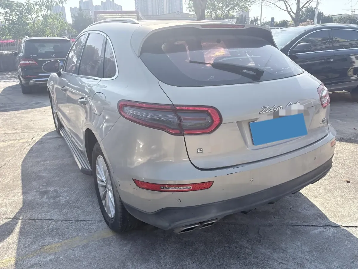 2017 Zotye SR9 2.0T 190HP L4 6DCT,autocango,china used car exporter,china ev exporter,chinese used car exporter,chinese used ev exporter