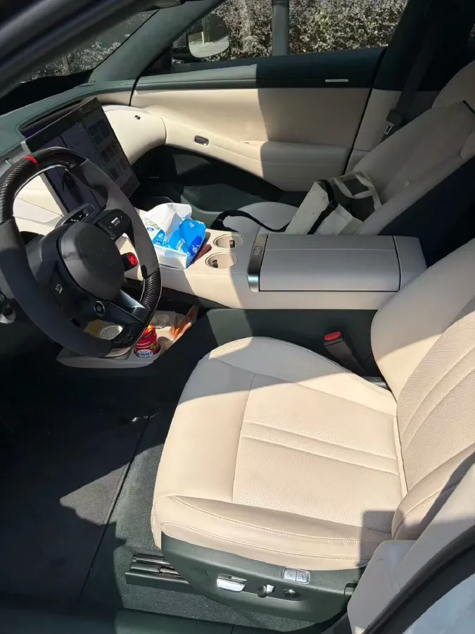 2025 MI YU7 BEV 101.7KWH,autocango,china used car exporter,china ev exporter,chinese used car exporter,chinese used ev exporter