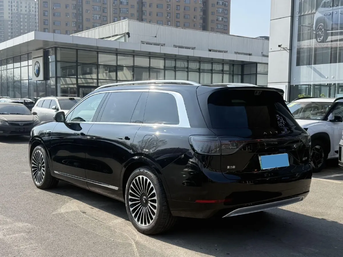 2025 AITO AITO M9 REEV 160HP REEV 52KWH,autocango,china used car exporter,china ev exporter,chinese used car exporter,chinese used ev exporter