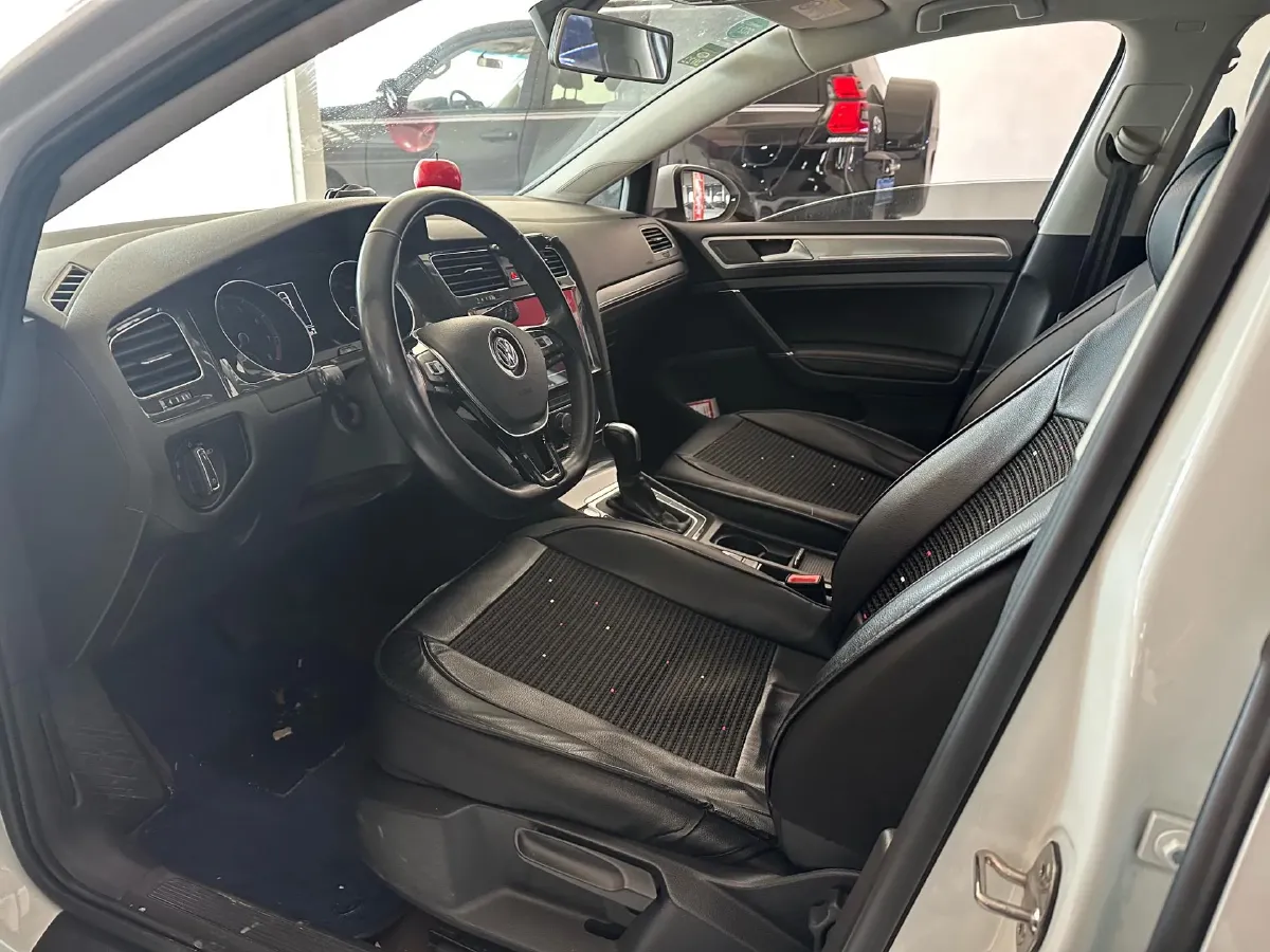 2020 Volkswagen Golf 1.4T 150HP L4 7DCT,autocango,china used car exporter,china ev exporter,chinese used car exporter,chinese used ev exporter