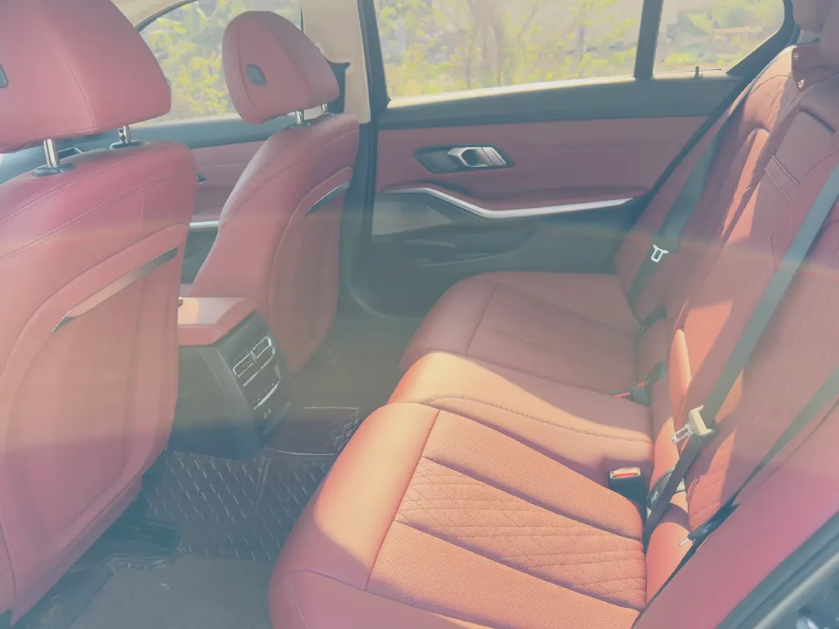 2023 BMW 3 Series 2.0T 184HP L4 8AT,autocango,china used car exporter,china ev exporter,chinese used car exporter,chinese used ev exporter