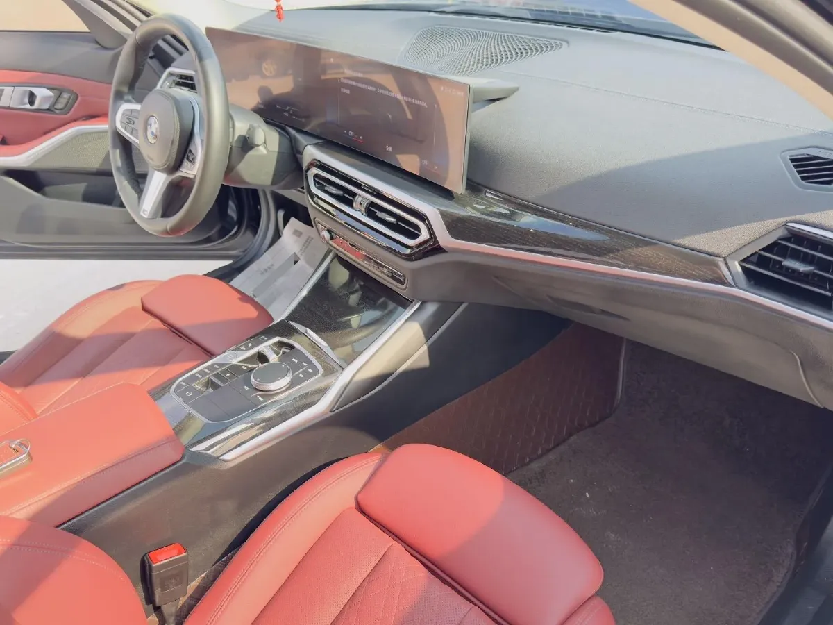 2023 BMW 3 Series 2.0T 184HP L4 8AT,autocango,china used car exporter,china ev exporter,chinese used car exporter,chinese used ev exporter