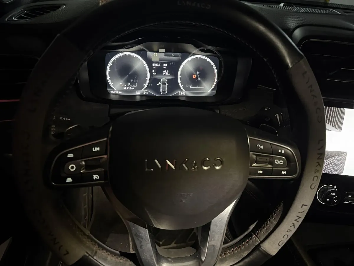 2019 LYNK&CO 01 2.0T 190HP L4 6AT,autocango,china used car exporter,china ev exporter,chinese used car exporter,chinese used ev exporter