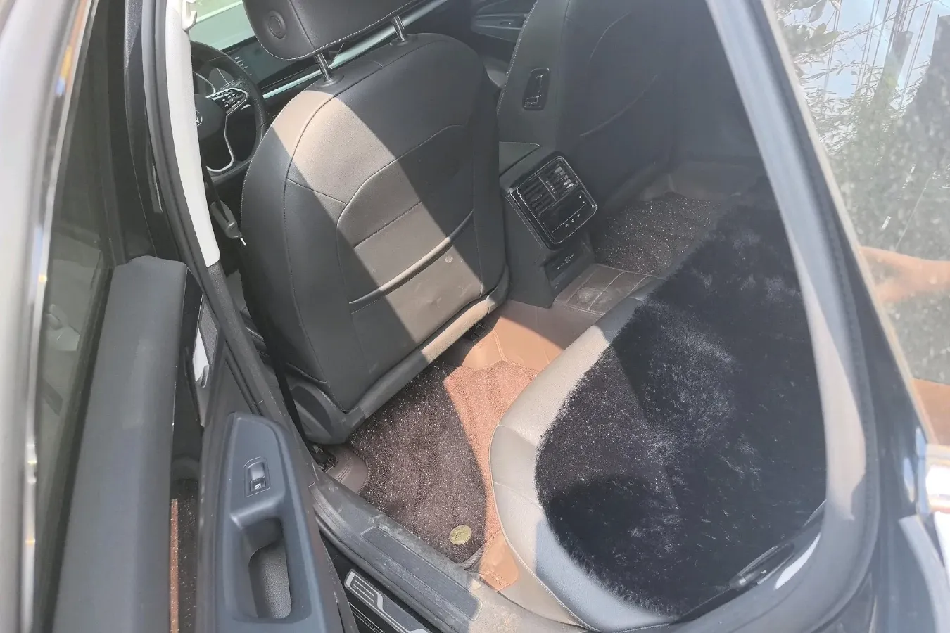 2022 Xpeng P7 BEV 60.2KWH,autocango,china used car exporter,china ev exporter,chinese used car exporter,chinese used ev exporter