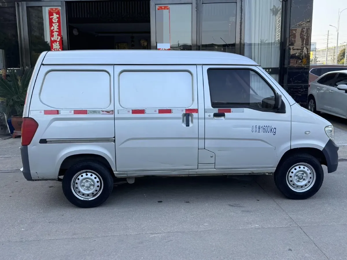2020 WuLing ZhiGuang 1.2L 76HP L4 5MT,autocango,china used car exporter,china ev exporter,chinese used car exporter,chinese used ev exporter