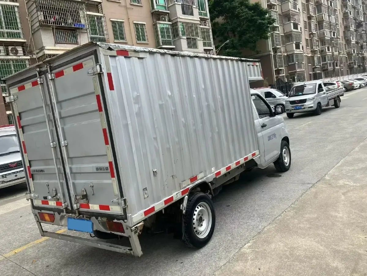 2019 WuLing RongGuang New Truck 1.5L 107HP L4 5MT,autocango,china used car exporter,china ev exporter,chinese used car exporter,chinese used ev exporter