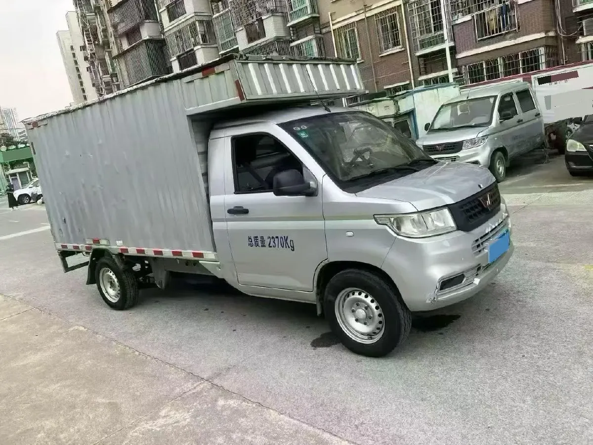 2019 WuLing RongGuang New Truck 1.5L 107HP L4 5MT,autocango,china used car exporter,china ev exporter,chinese used car exporter,chinese used ev exporter