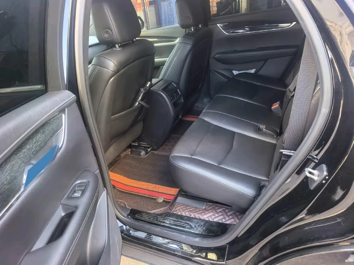 2021 Cadillac XT5 2.0T 237HP L4 9AT,autocango,china used car exporter,china ev exporter,chinese used car exporter,chinese used ev exporter