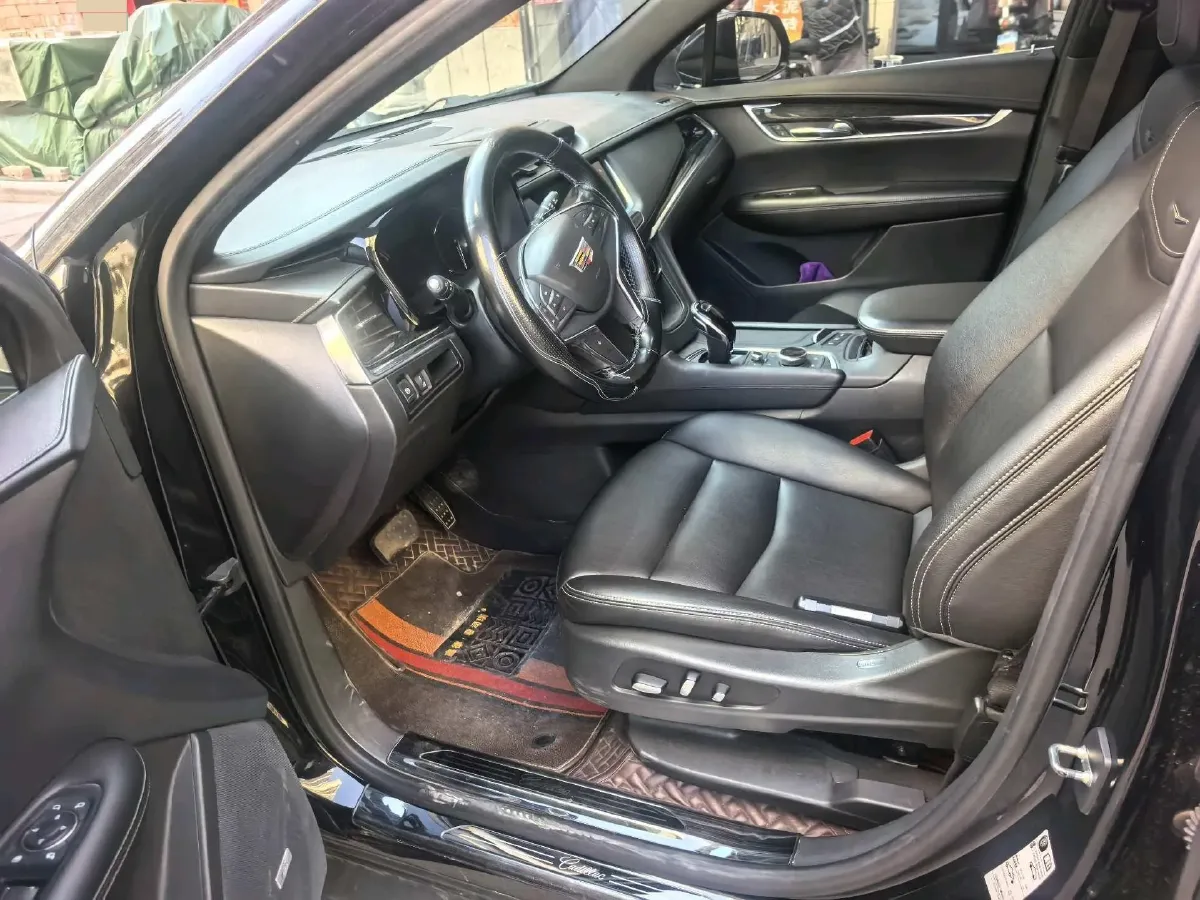 2021 Cadillac XT5 2.0T 237HP L4 9AT,autocango,china used car exporter,china ev exporter,chinese used car exporter,chinese used ev exporter