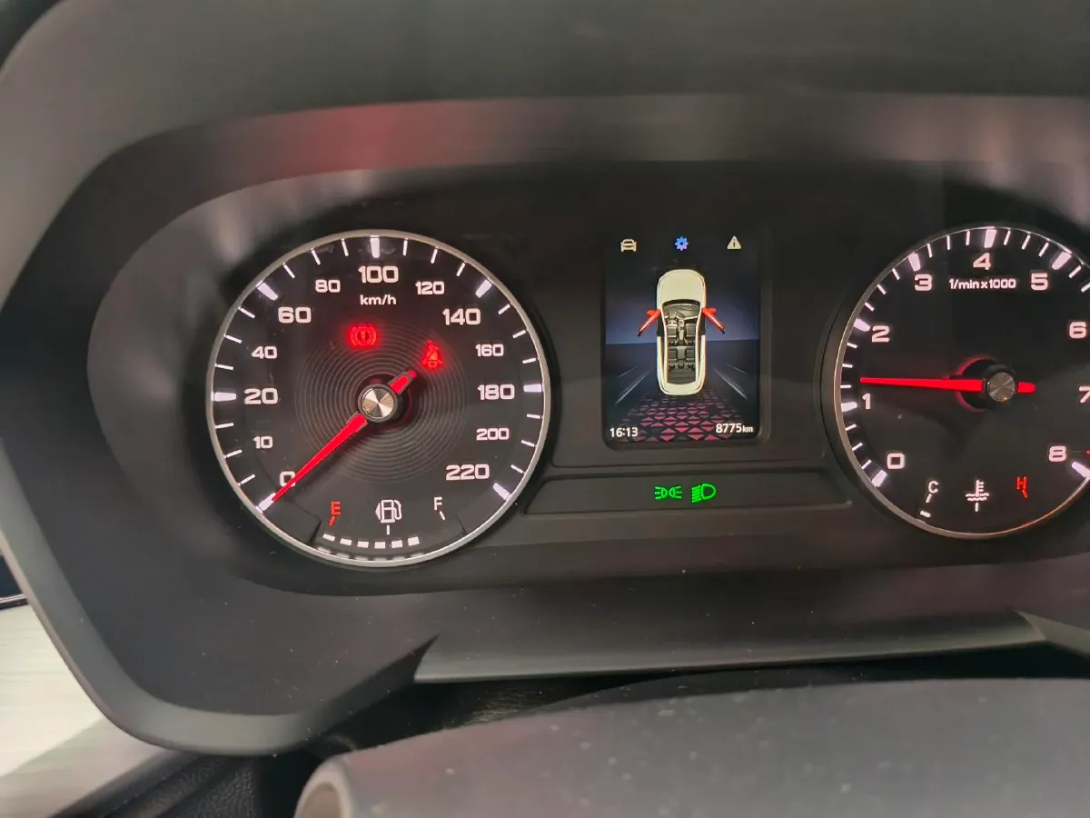 2023 MG 5 1.5L 129HP L4 5MT,autocango,china used car exporter,china ev exporter,chinese used car exporter,chinese used ev exporter