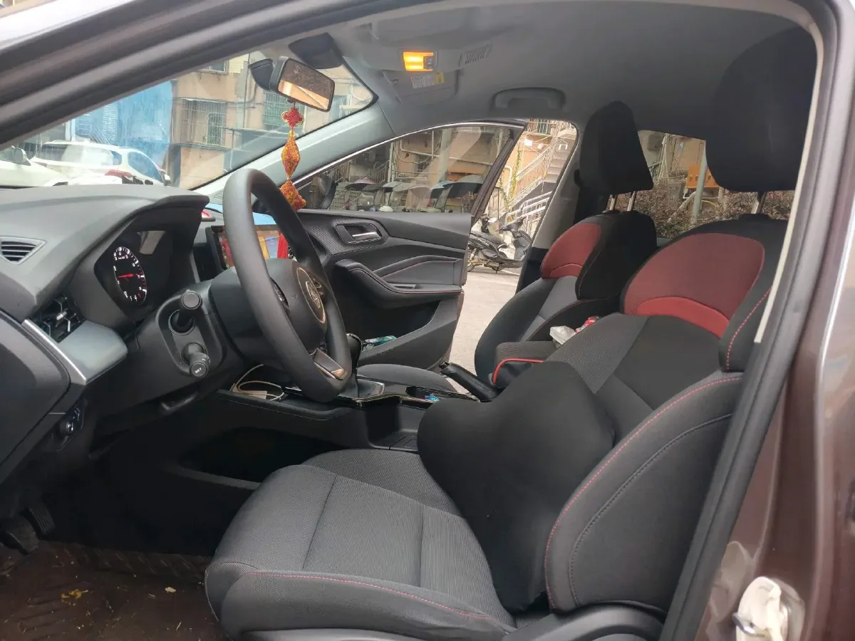 2023 MG 5 1.5L 129HP L4 5MT,autocango,china used car exporter,china ev exporter,chinese used car exporter,chinese used ev exporter