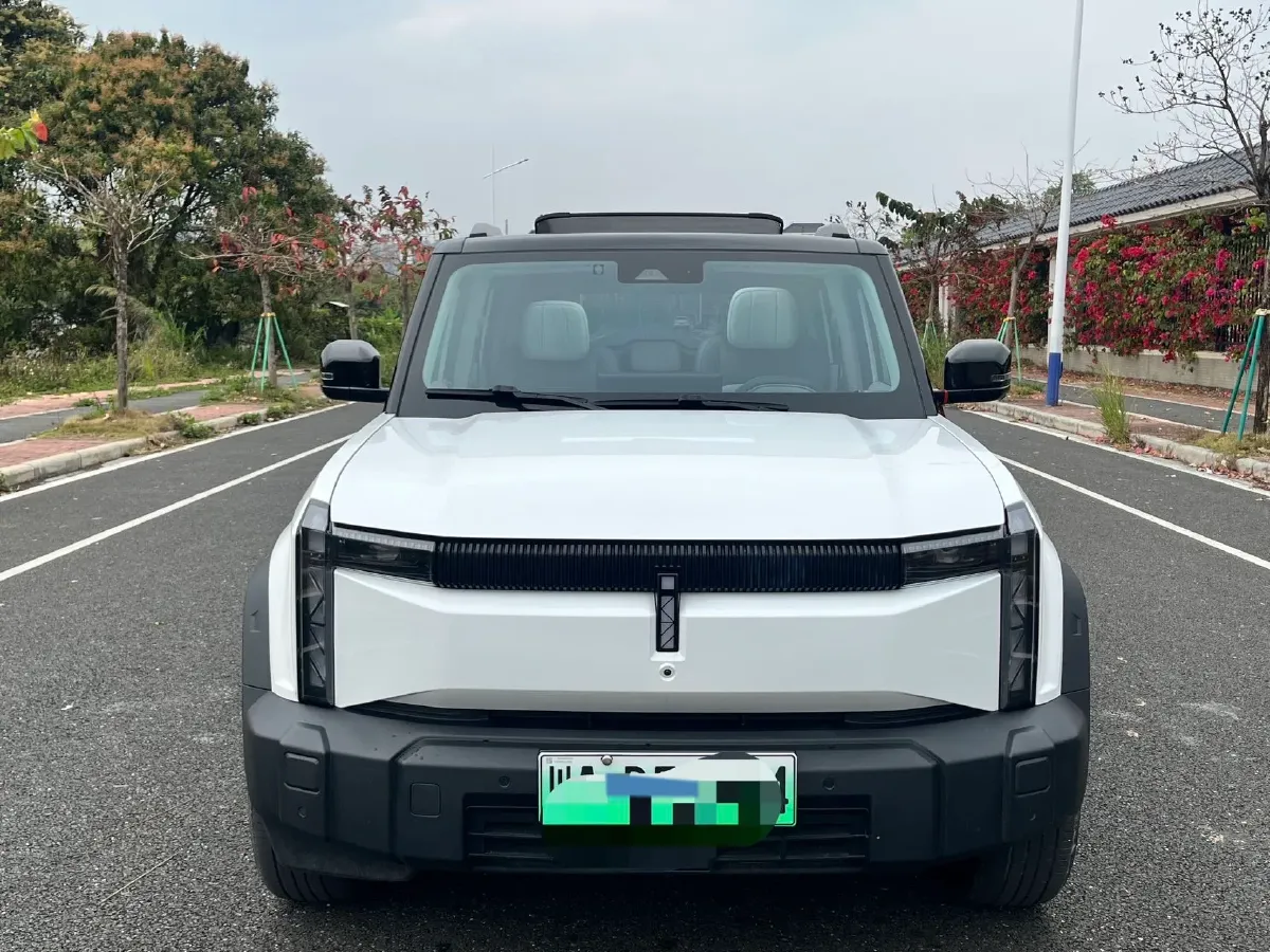 2024 Dongfeng RuiQi 7 2.0T 228HP L4 8AT,autocango,china used car exporter,china ev exporter,chinese used car exporter,chinese used ev exporter