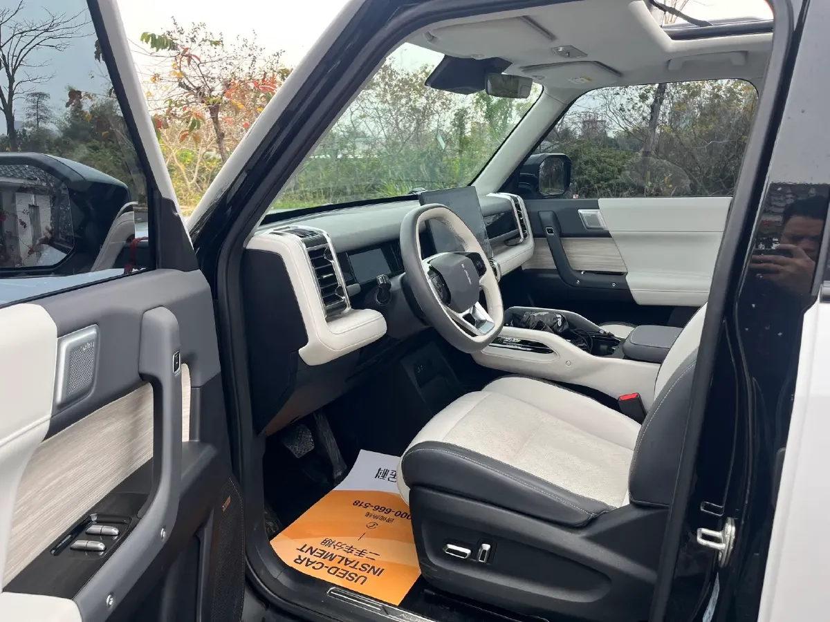 2024 Dongfeng RuiQi 7 2.0T 228HP L4 8AT,autocango,china used car exporter,china ev exporter,chinese used car exporter,chinese used ev exporter